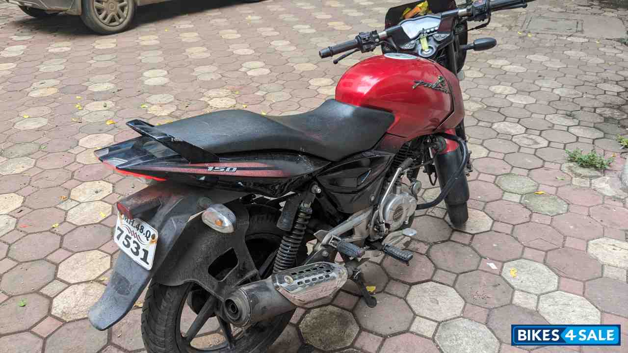 Red Bajaj Pulsar 150 DTSi