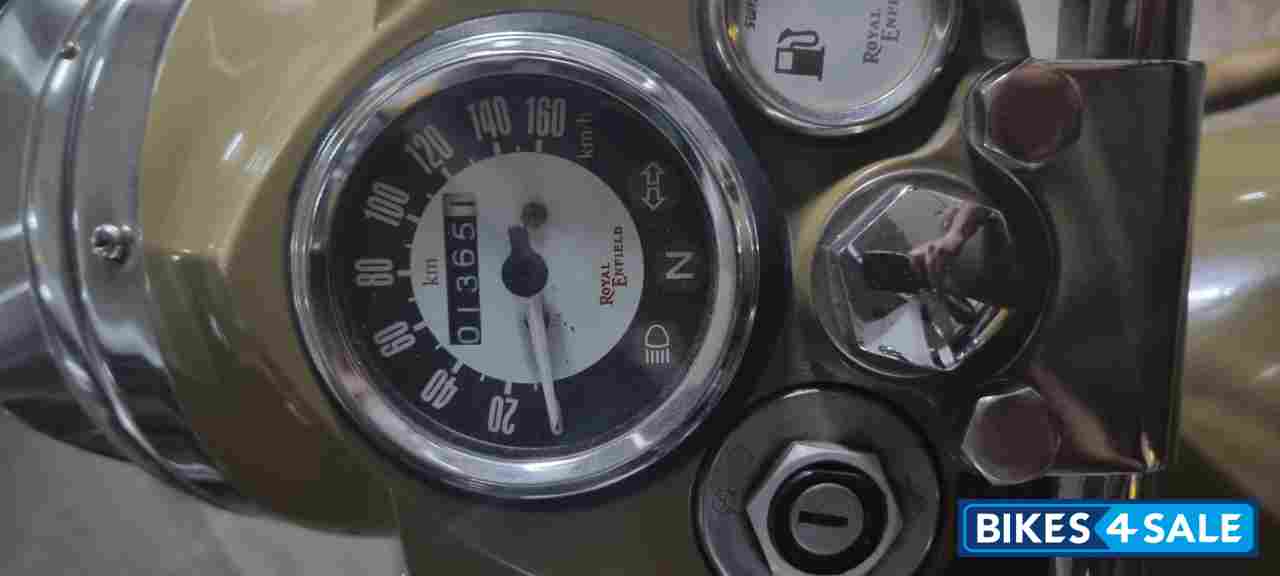 Dessert Royal Enfield Dessert Storm