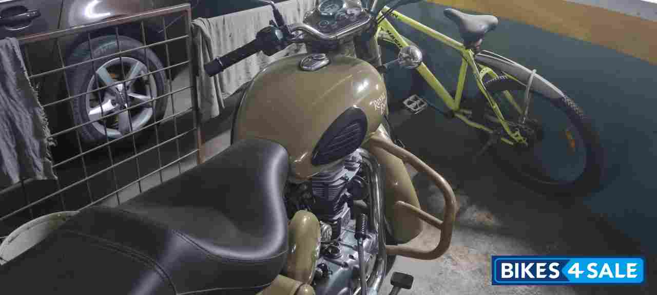 Dessert Royal Enfield  Dessert Storm