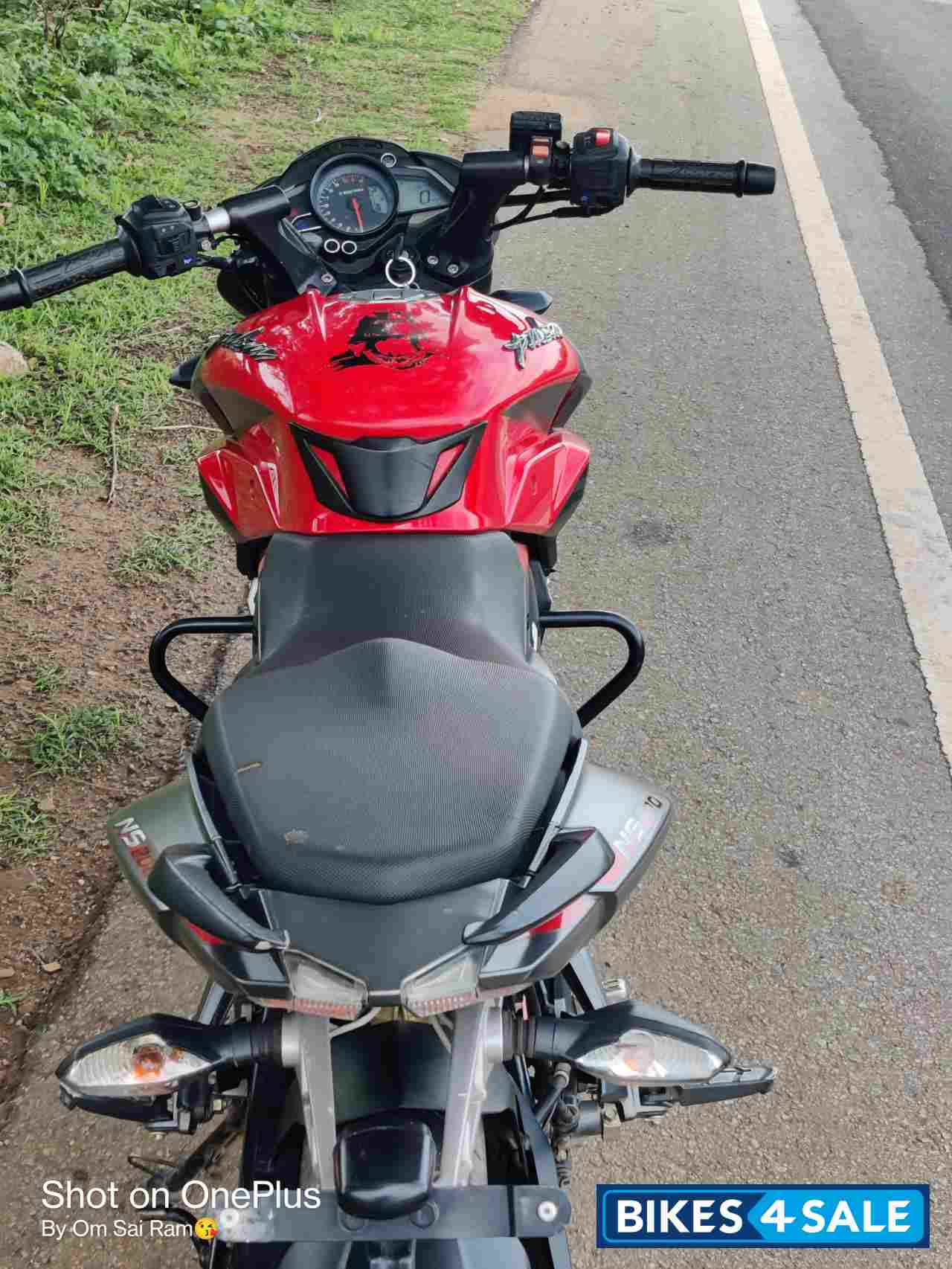 Bajaj Pulsar 200 NS ABS