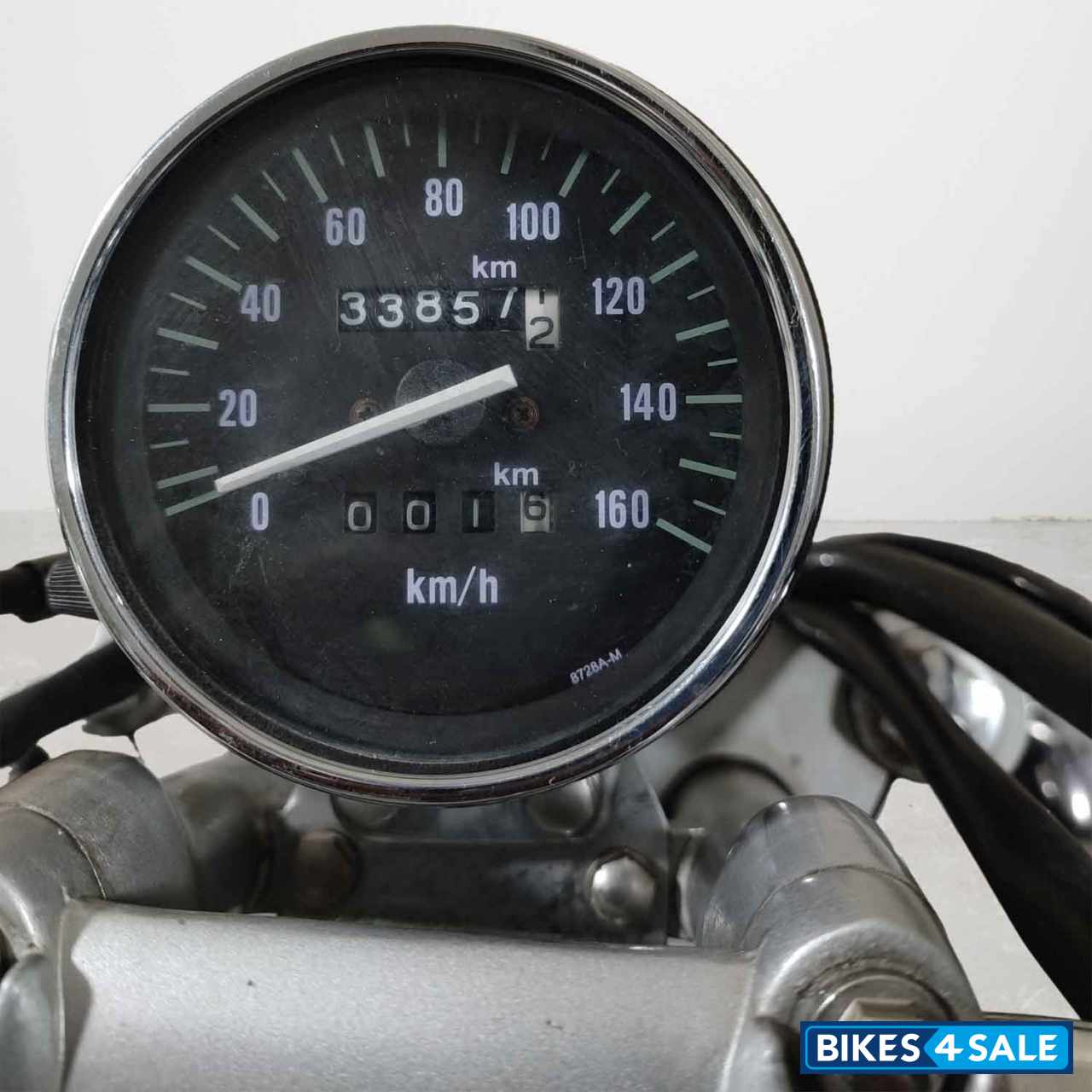 Bajaj Avenger 180 DTS-i