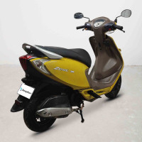 TVS Scooty Zest 110 BS6