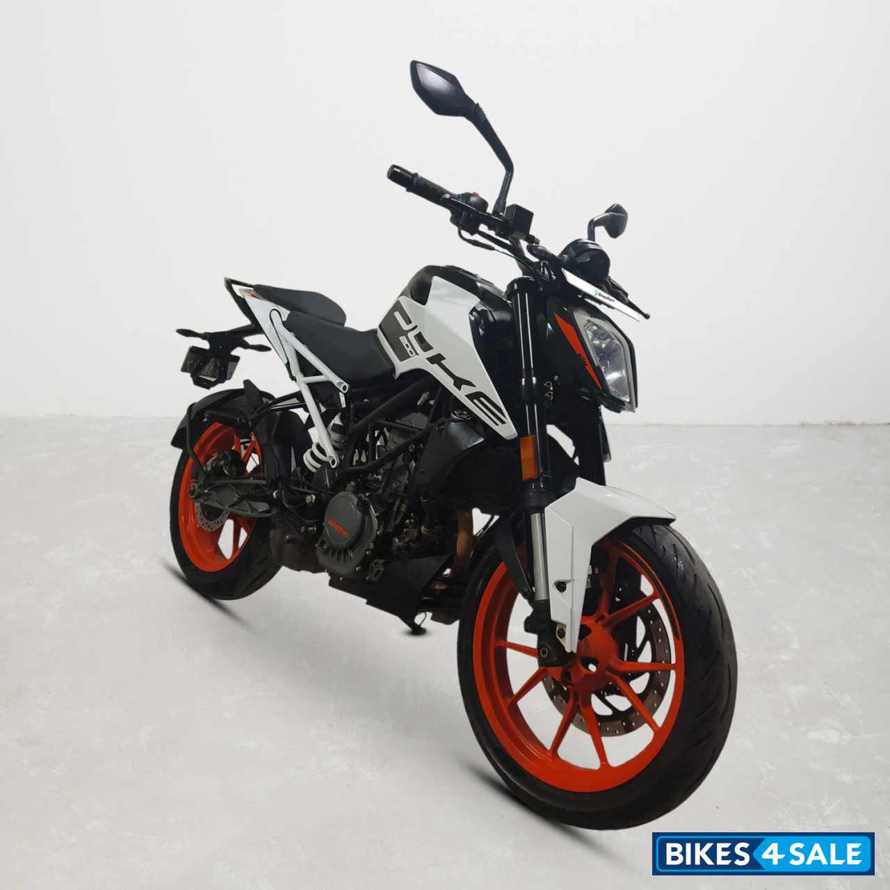KTM Duke 200