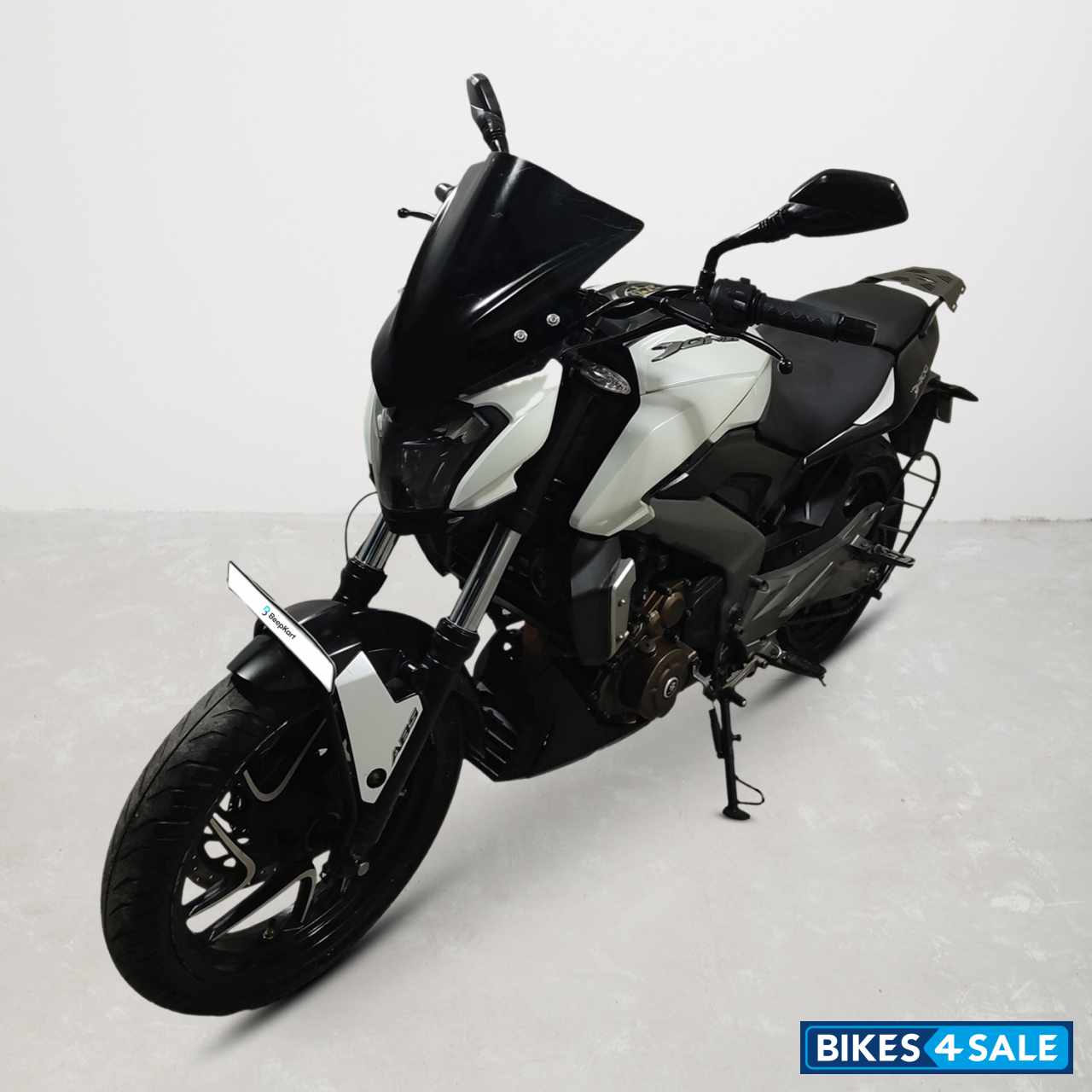 Bajaj Dominar 400