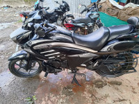 Suzuki Intruder 150