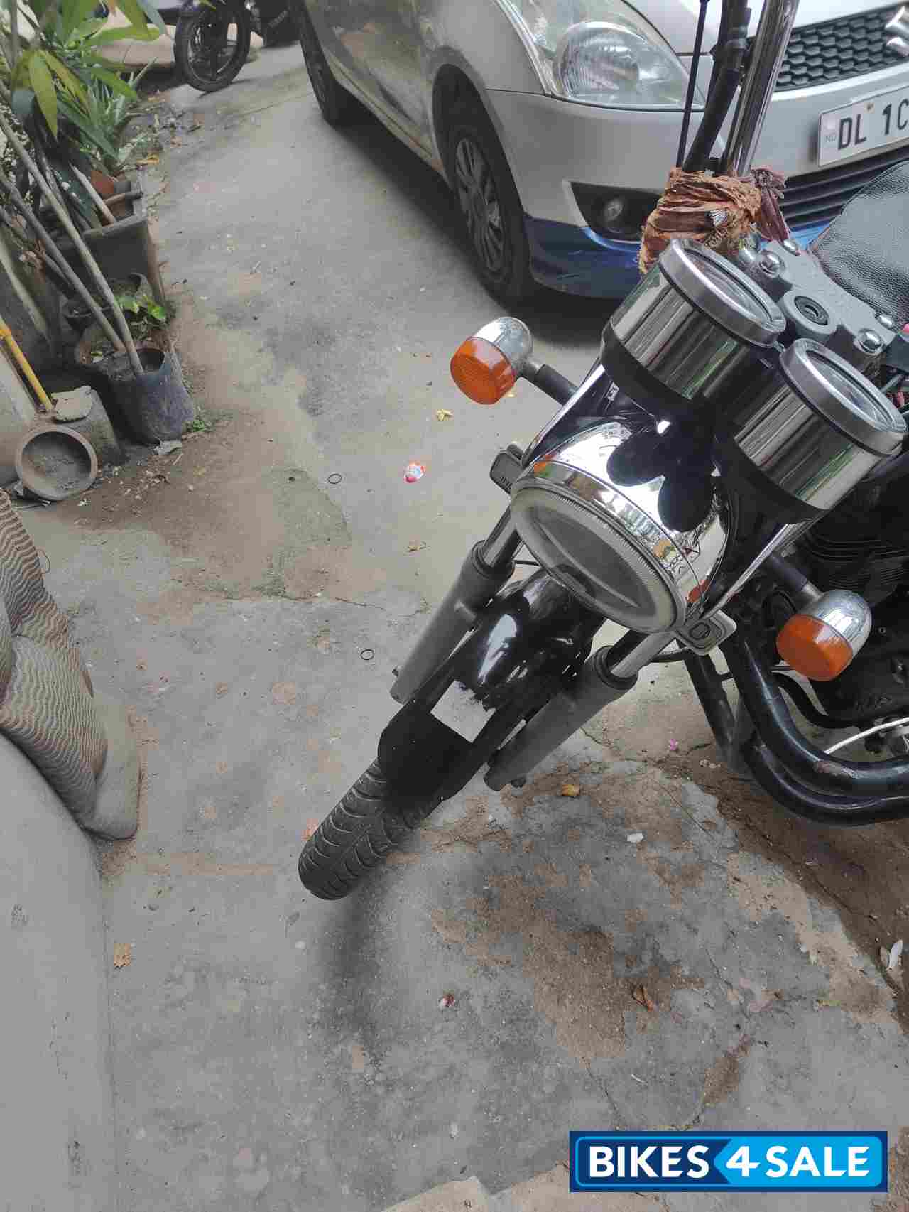 Royal Enfield Thunderbird 500