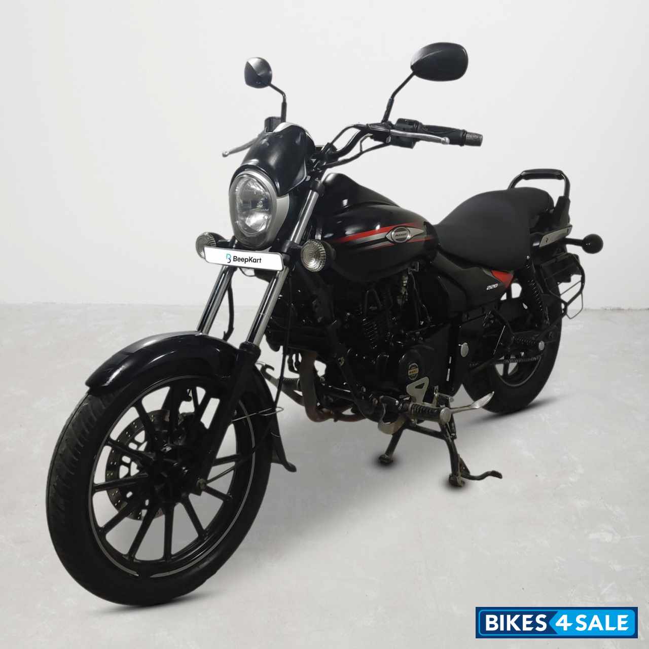 Bajaj Avenger Street 220