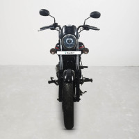 Bajaj Avenger Street 220