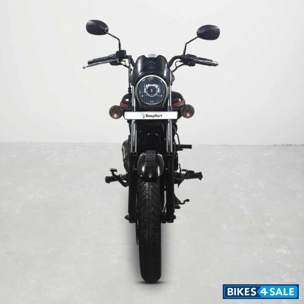 Bajaj Avenger Street 220