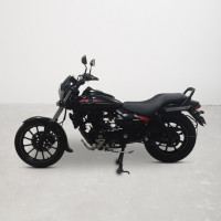 Bajaj Avenger Street 220