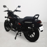 Bajaj Avenger Street 220