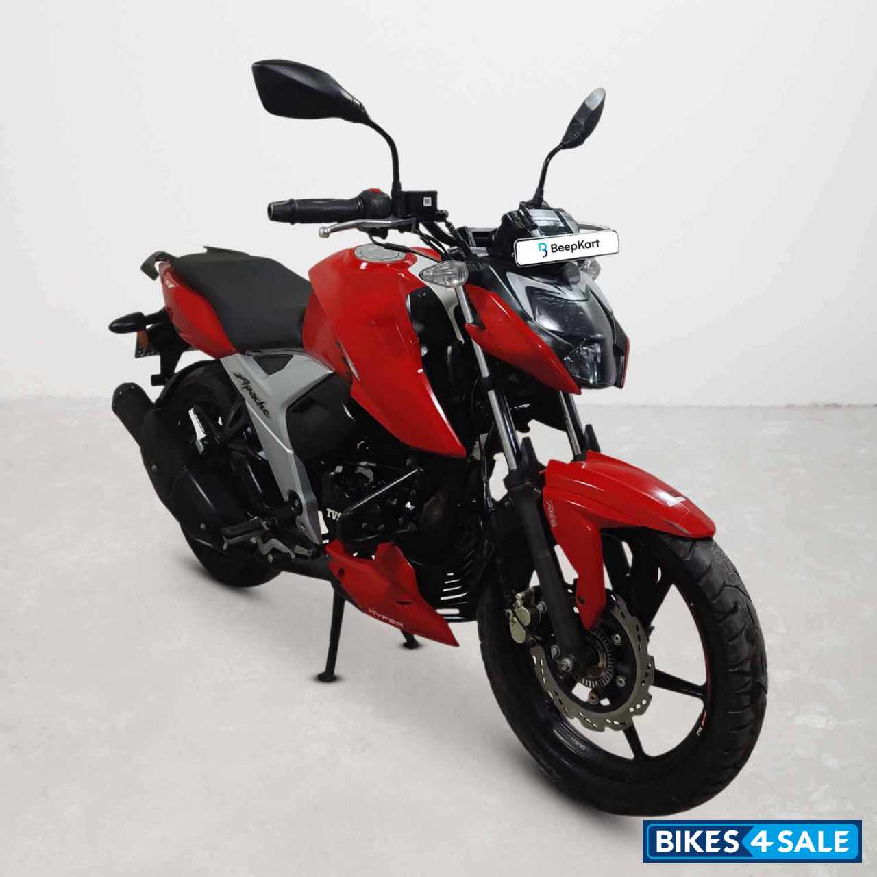 TVS Apache RTR 160 4V