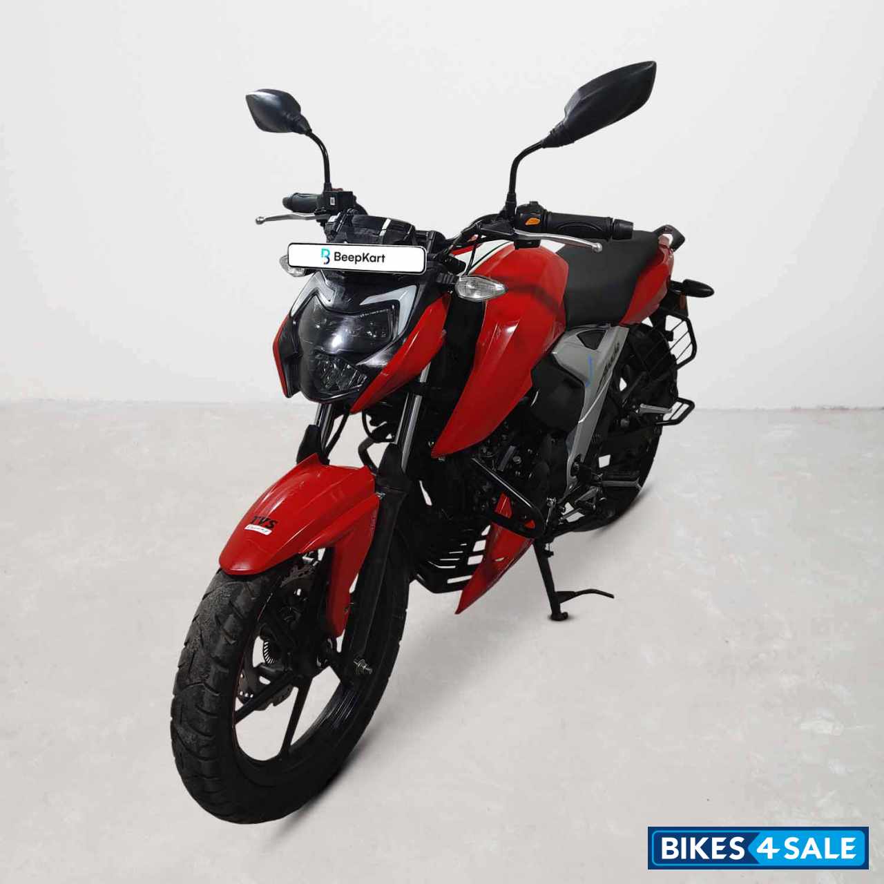 TVS Apache RTR 160 4V