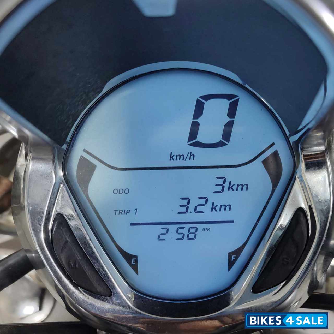 Bajaj Avenger Cruise 220