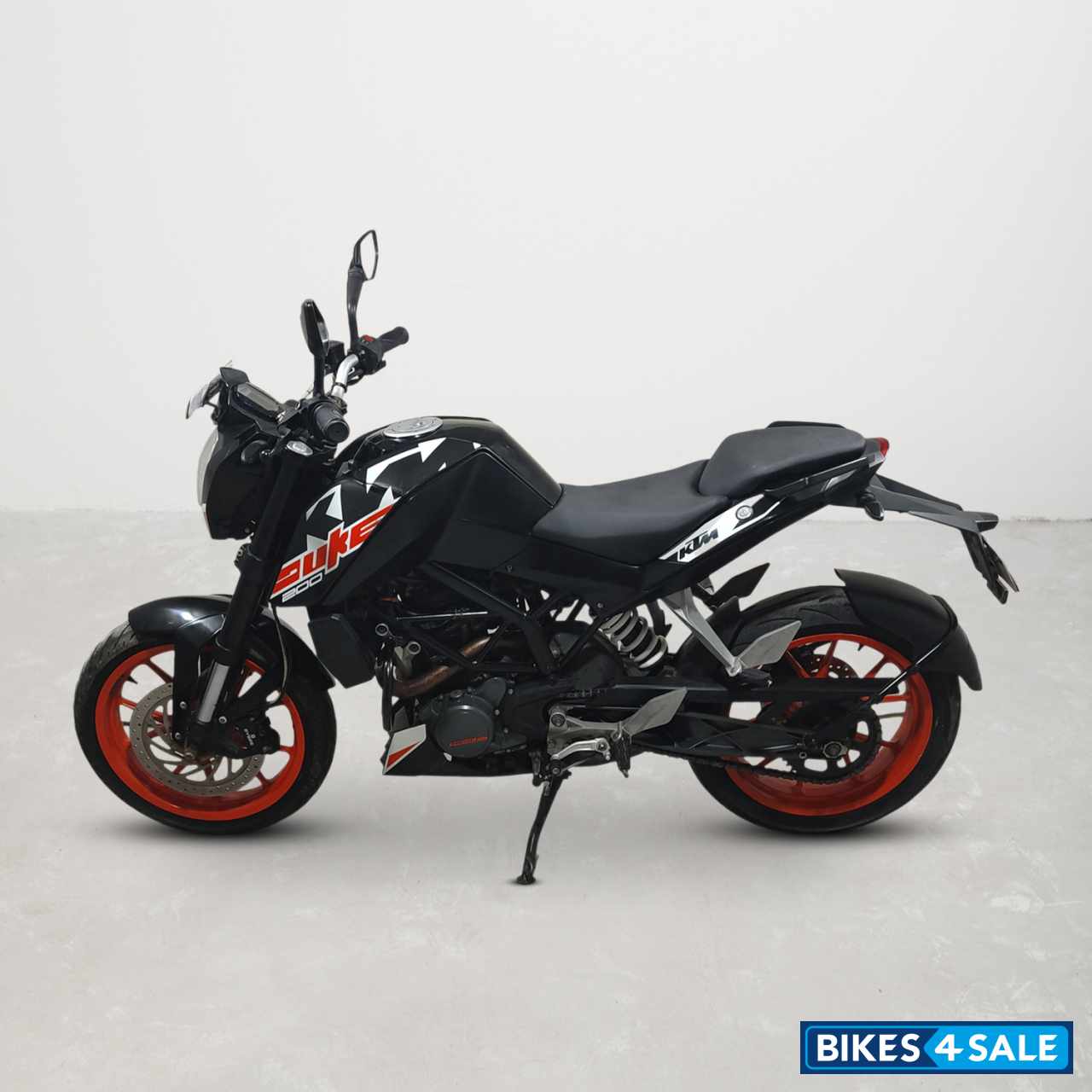 KTM Duke 200