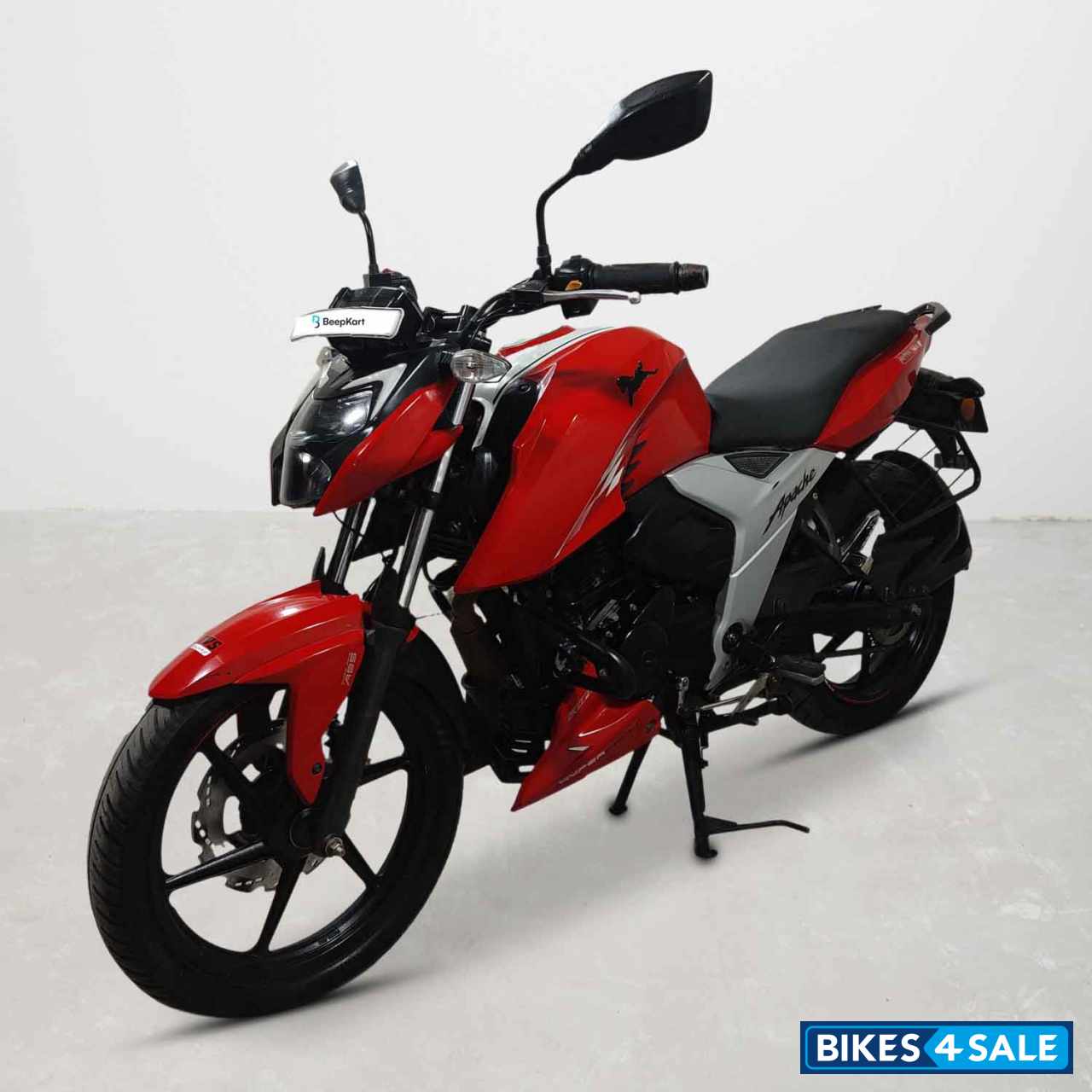 TVS Apache RTR 160 4V