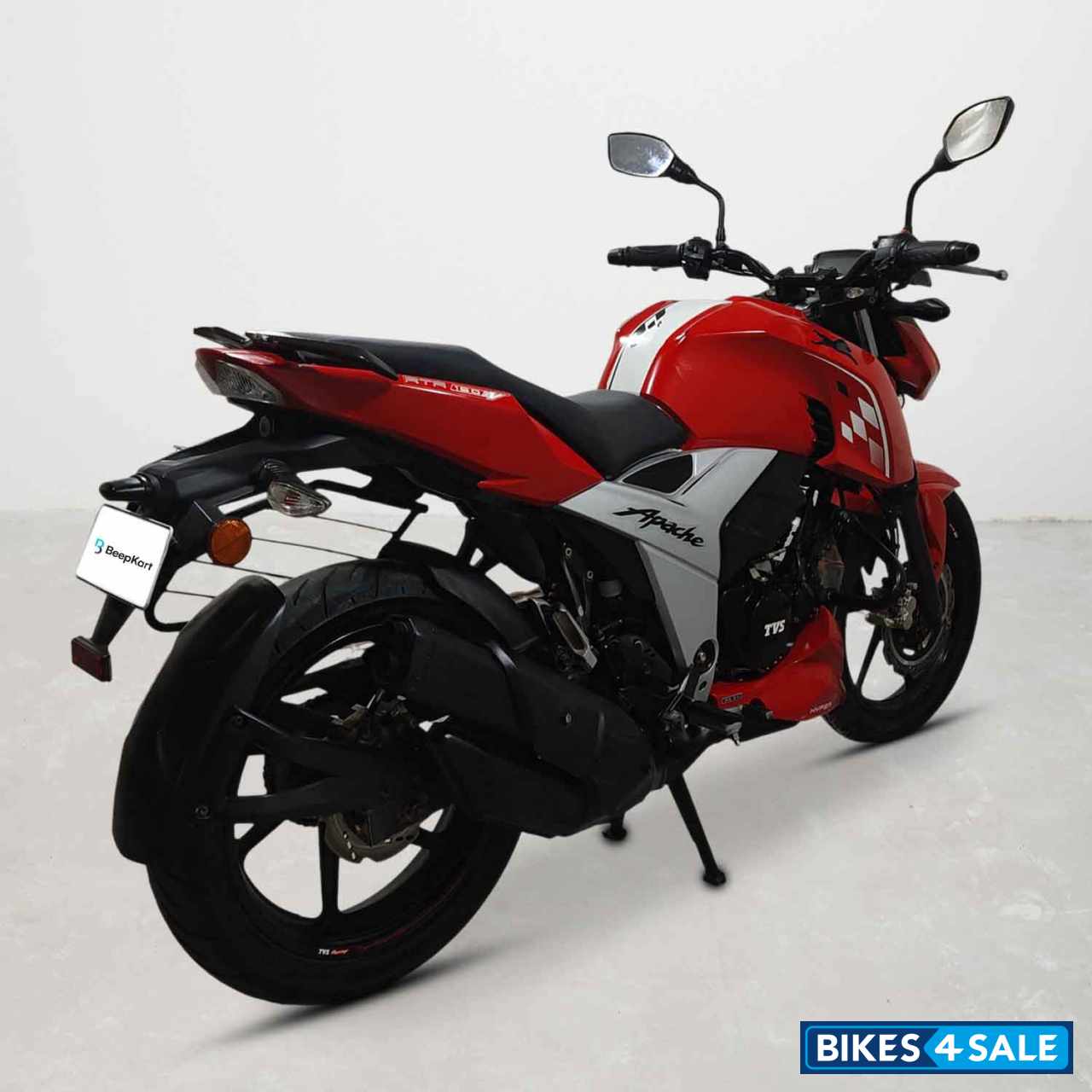 TVS Apache RTR 160 4V