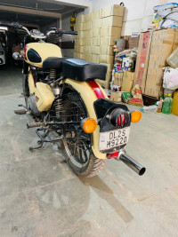 Royal Enfield Classic Desert Storm