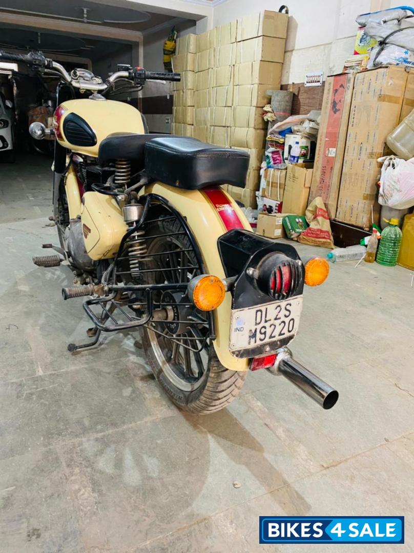 Royal Enfield Classic Desert Storm Royal Enfield Classic Desert Storm