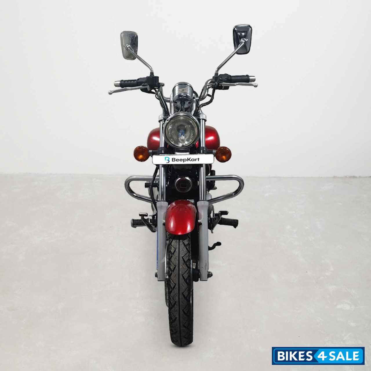 Bajaj Avenger 180 DTS-i