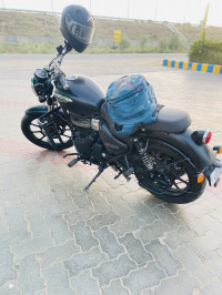 Royal Enfield Meteor 350 Stellar