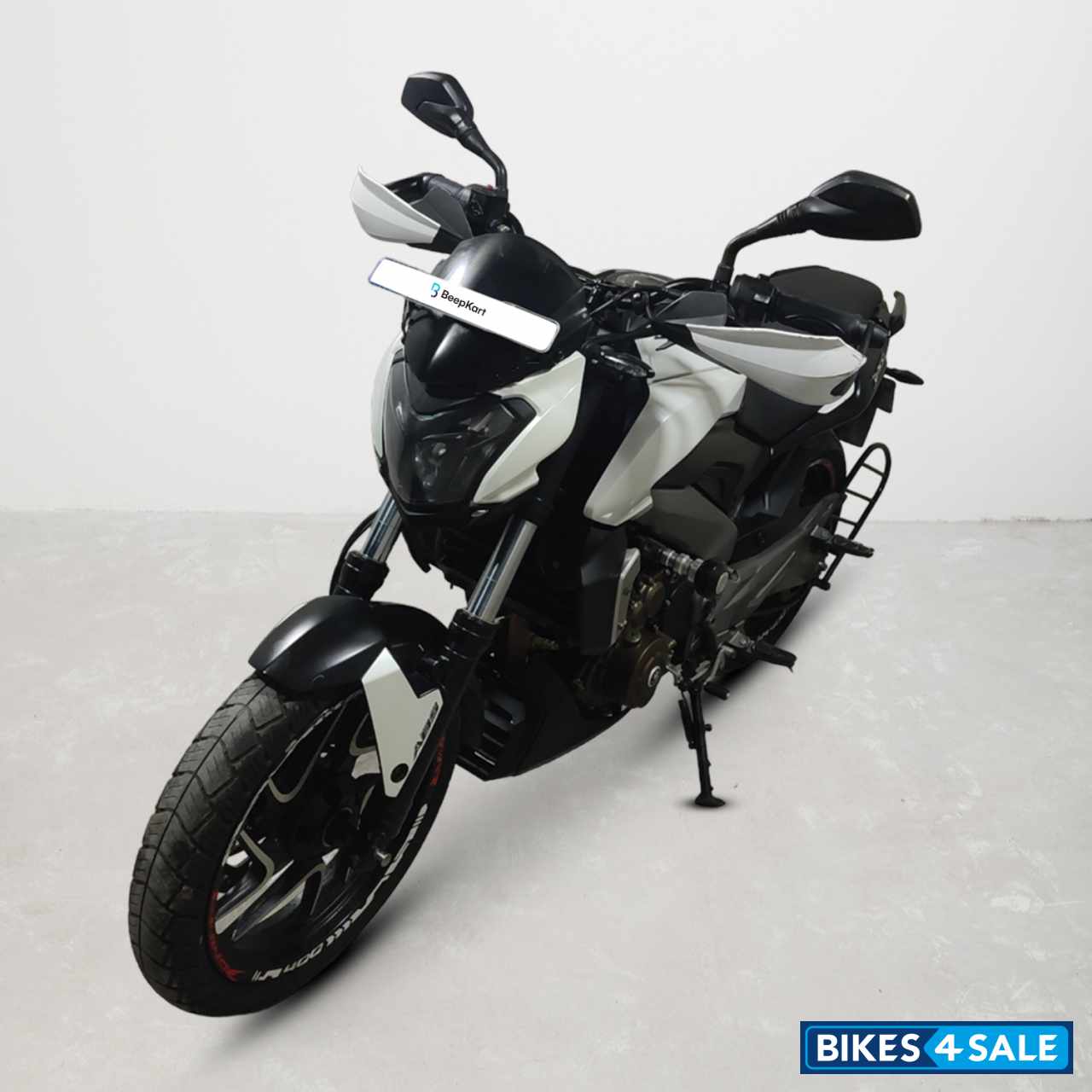 Bajaj Dominar 400
