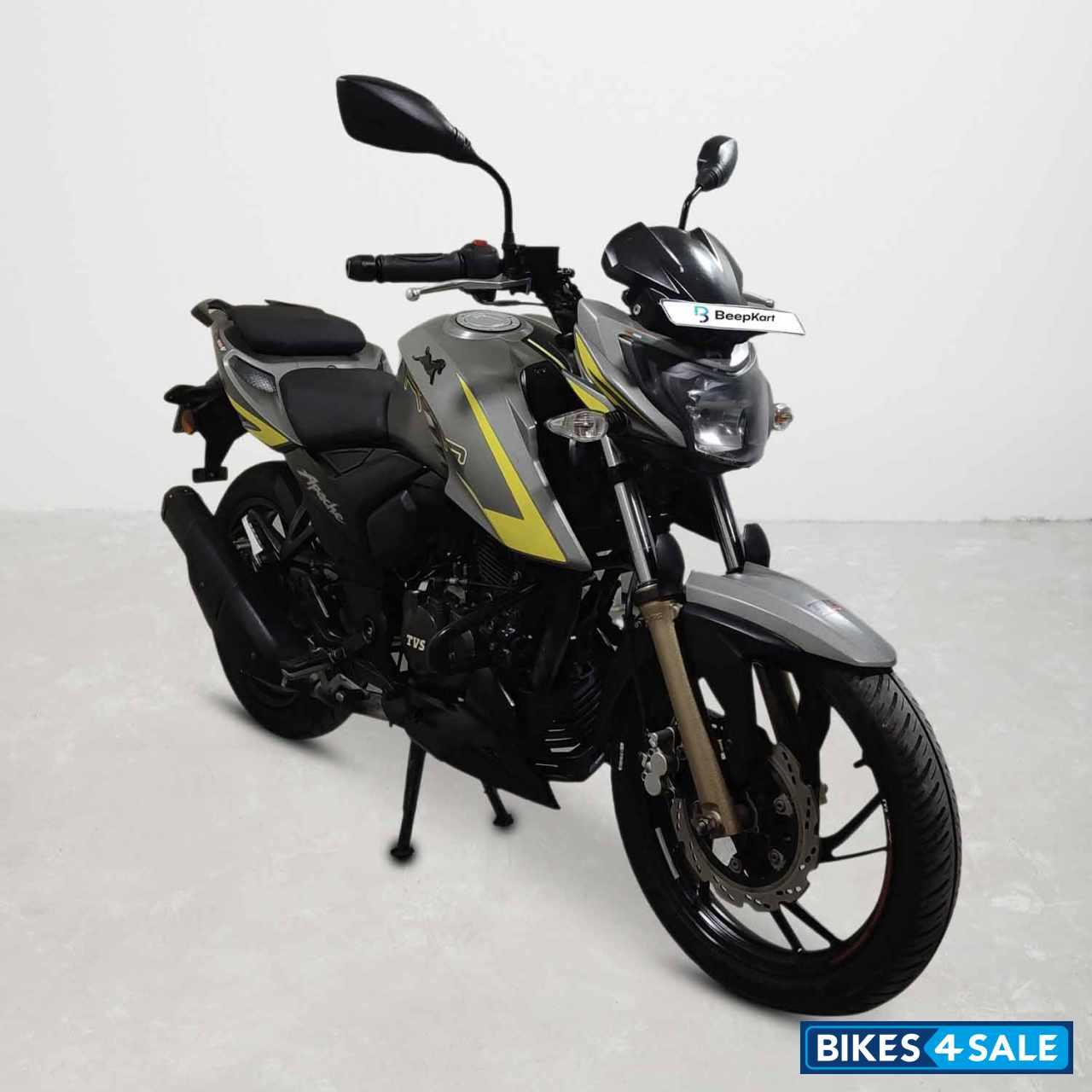 TVS Apache RTR 200 4V