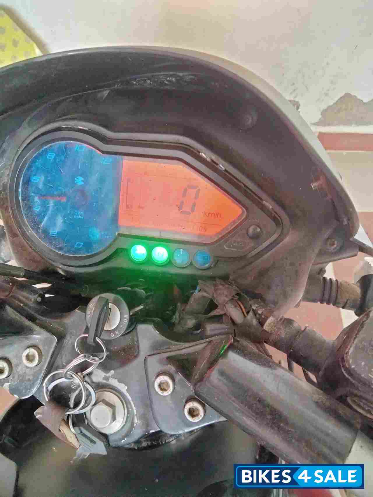 Black Bajaj Pulsar 150