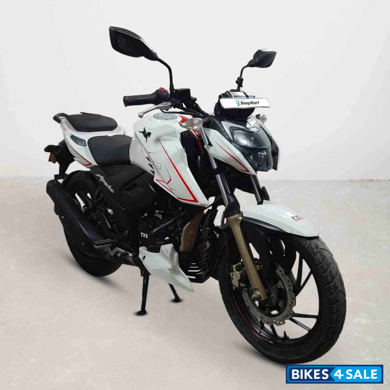 TVS Apache RTR 200 4V