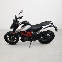 KTM Duke 125