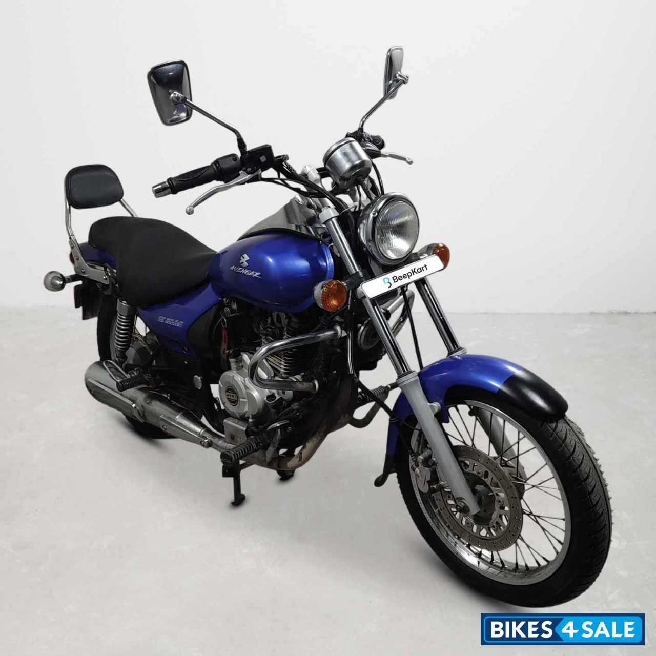 Bajaj Avenger 180 DTS-i