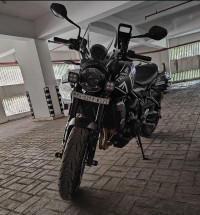 Matt Black & Silver Triumph Trident 660