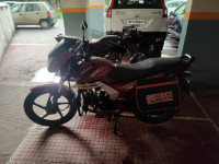 Red Mahindra Centuro