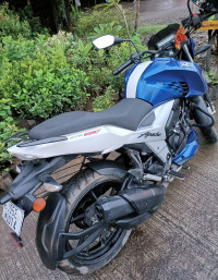Blue TVS Apache RTR 160 4V
