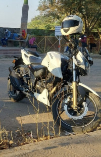 TVS Apache RTR 200 4V 2017 Model
