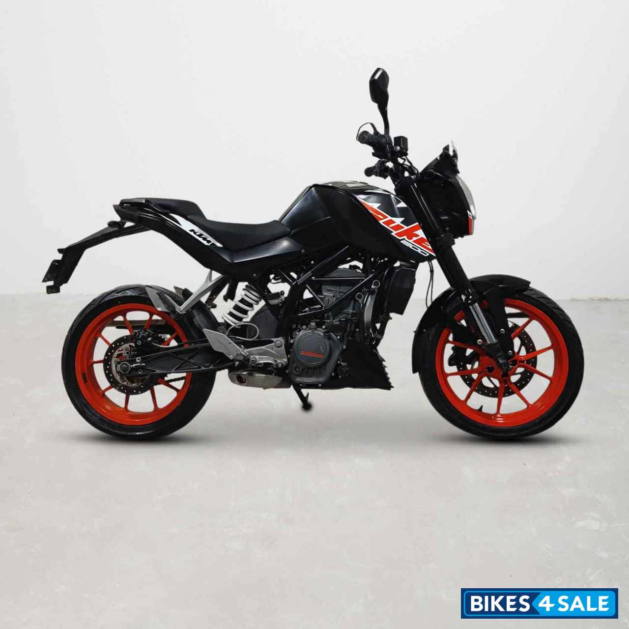 KTM Duke 200