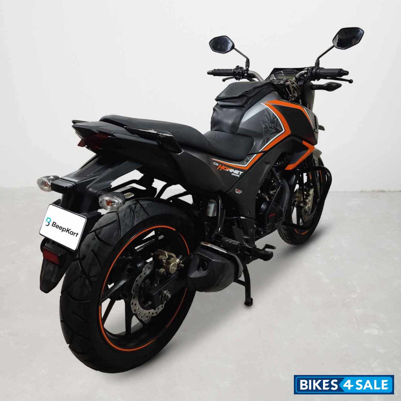 Honda CB Hornet 160R Honda CB Hornet 160R