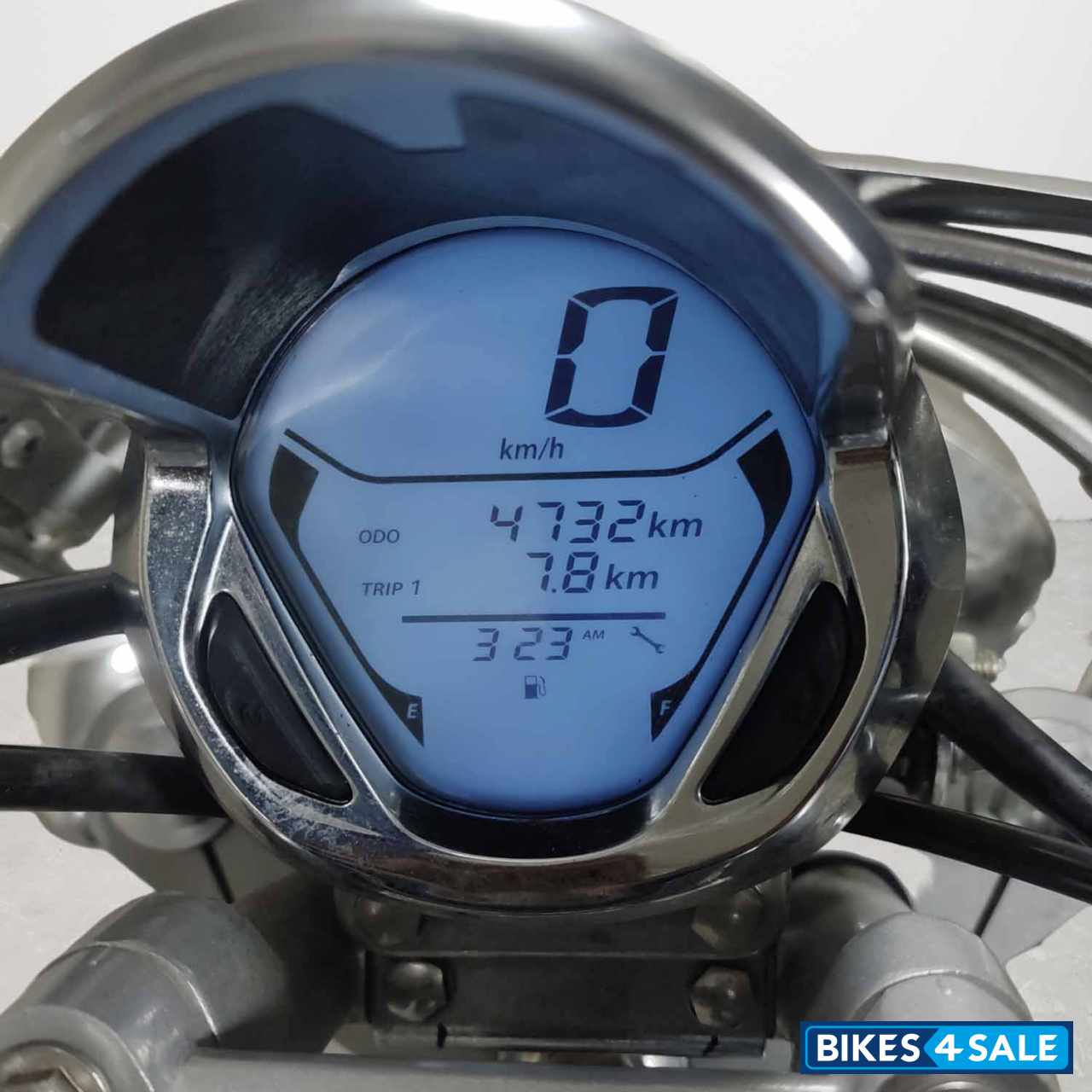 Bajaj Avenger Cruise 220