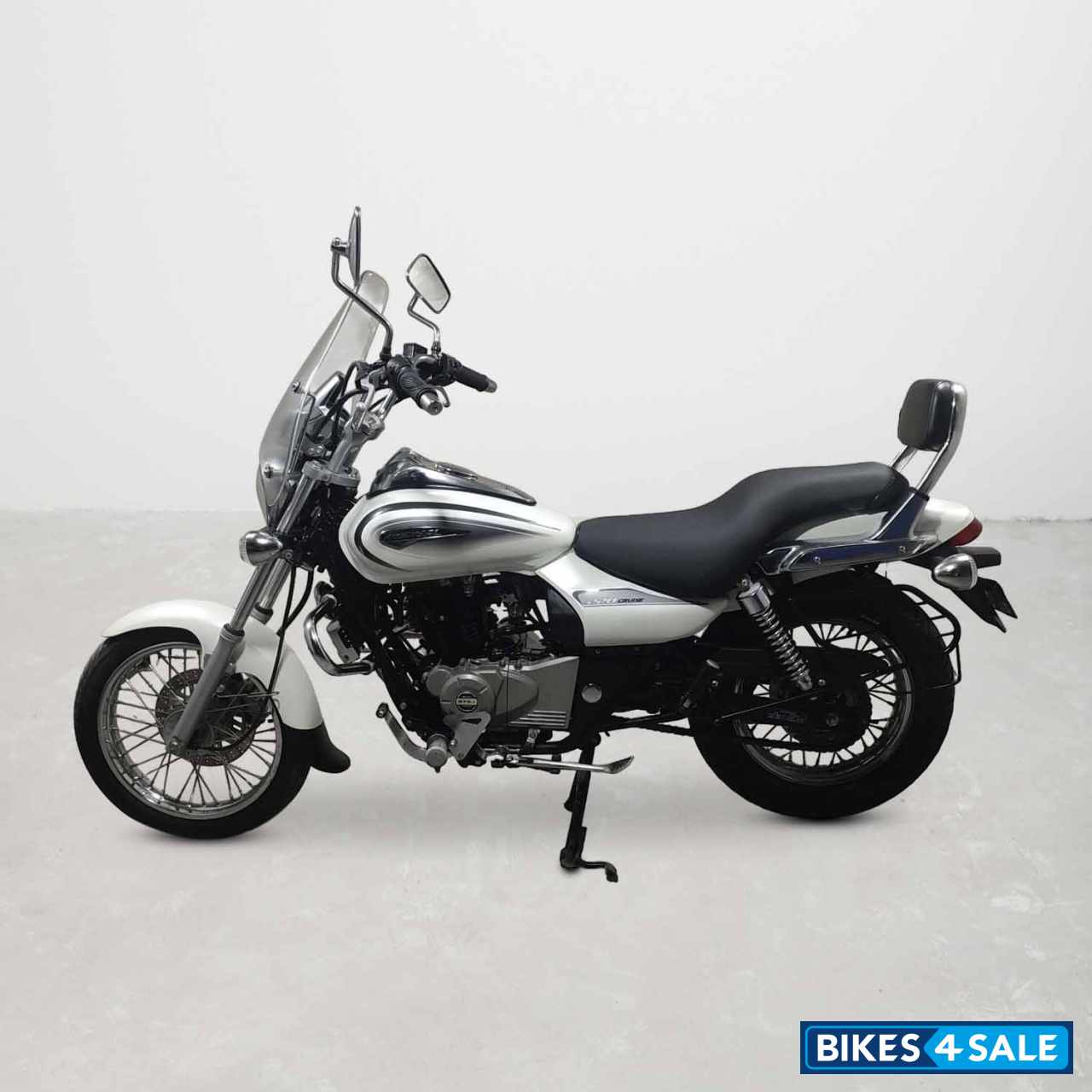 Bajaj Avenger Cruise 220