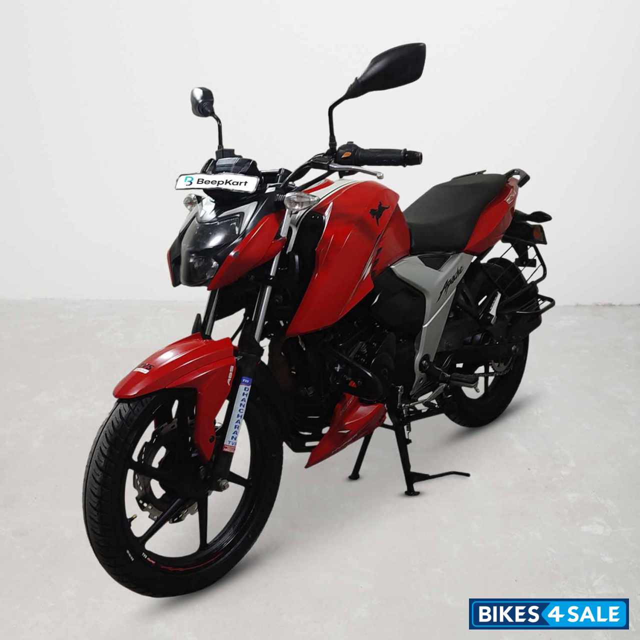 TVS Apache RTR 160 4V