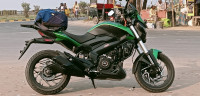 Savanna Green Bajaj 2021 Dominar 400