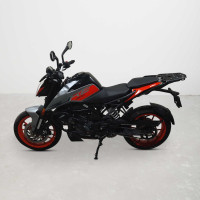KTM Duke 200