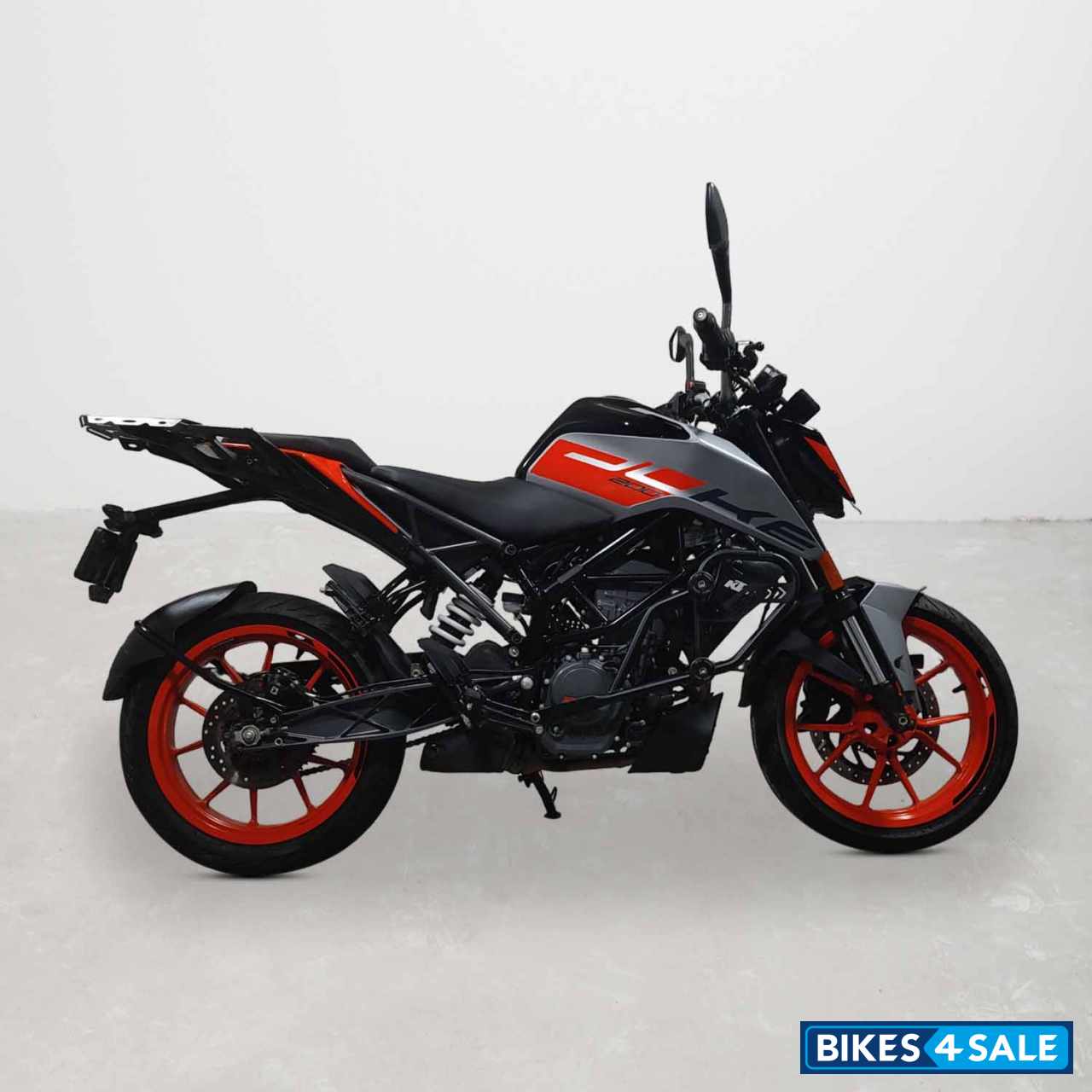 KTM Duke 200