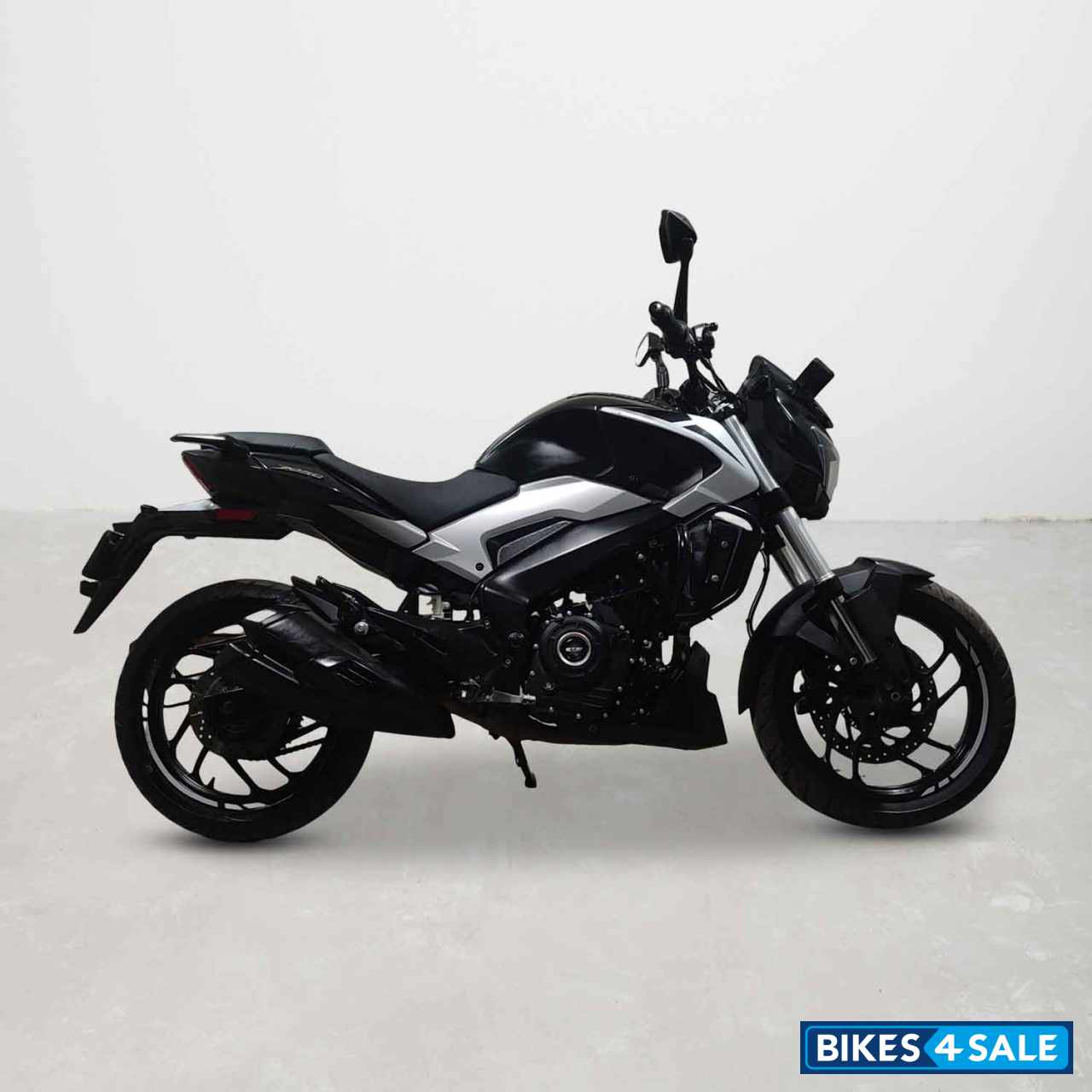 Bajaj Dominar 250