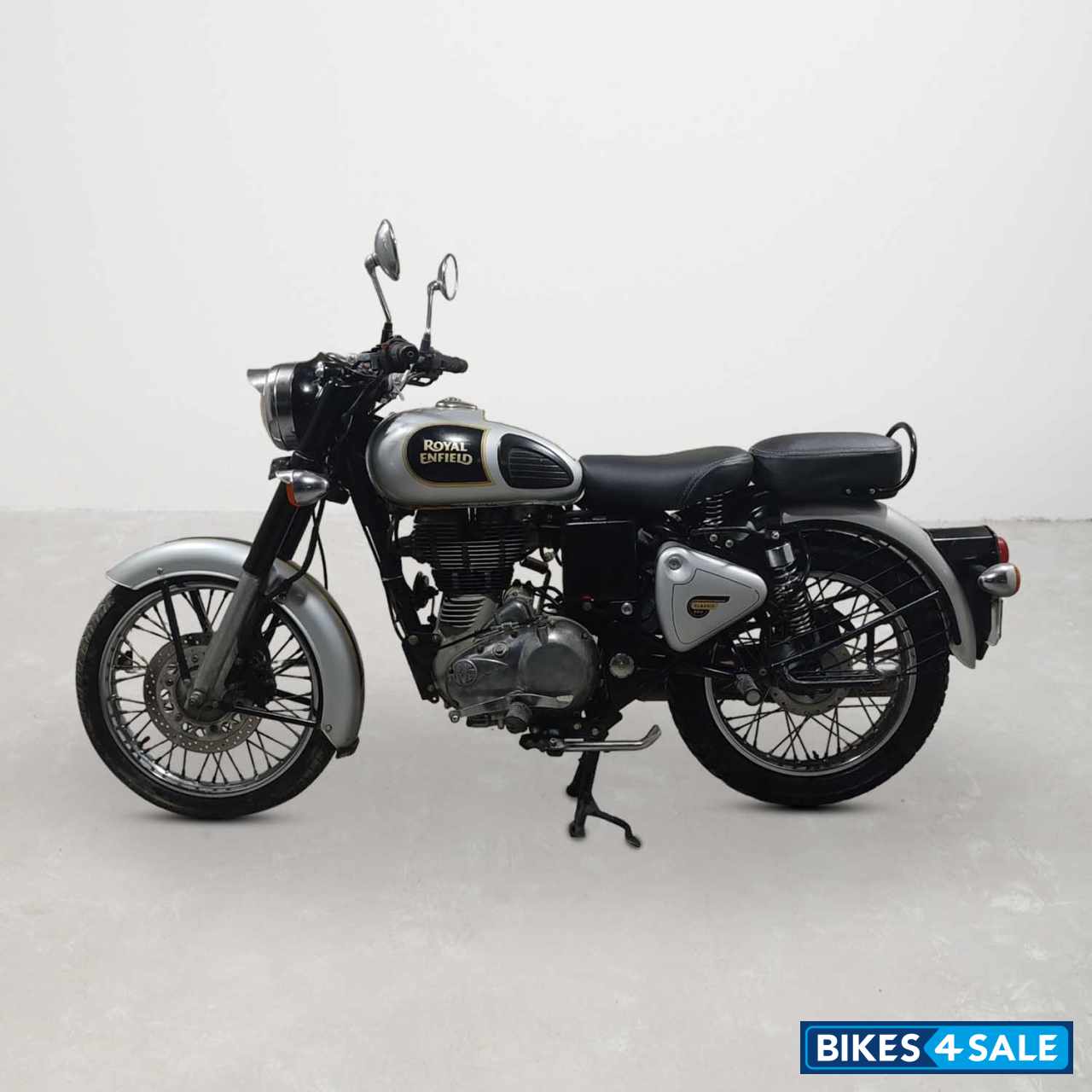 Royal Enfield Classic 500
