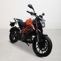 KTM Duke 125