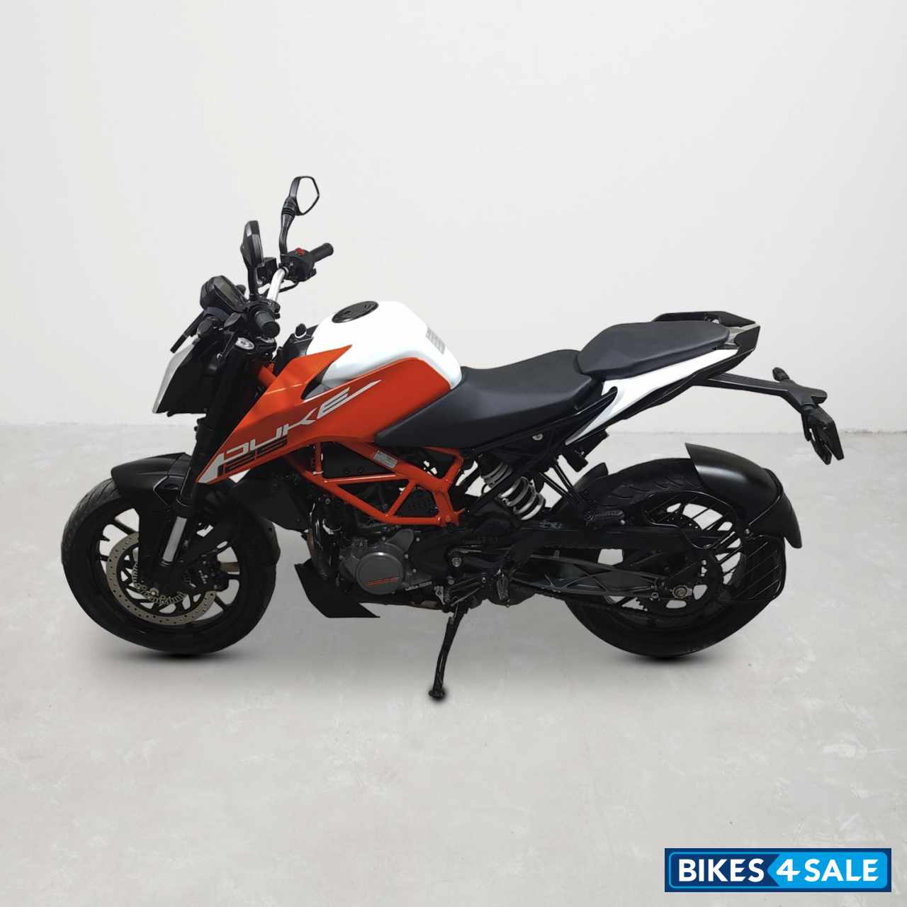 KTM Duke 125