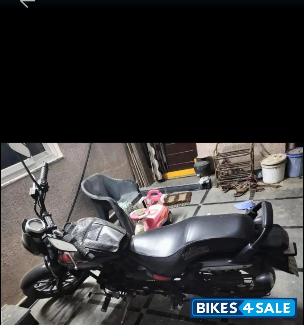 Bajaj Avenger Street 220