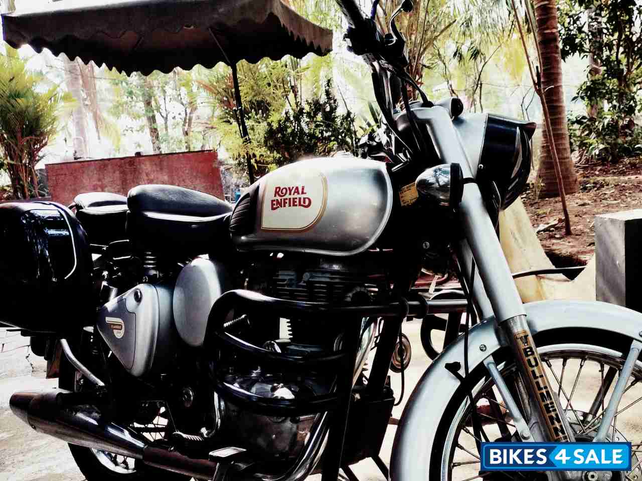 Silver Royal Enfield Classic 350
