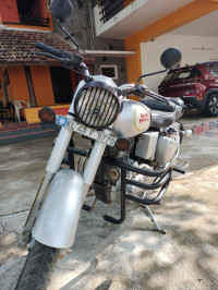 Silver Royal Enfield Classic 350